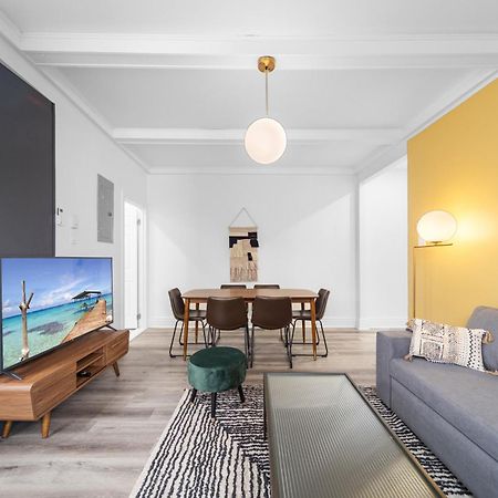 Modern And Cozy 4 Bedrooms Sleep 12 Монреал Екстериор снимка